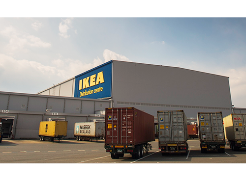 拡張を進める愛知・弥富の物流センター